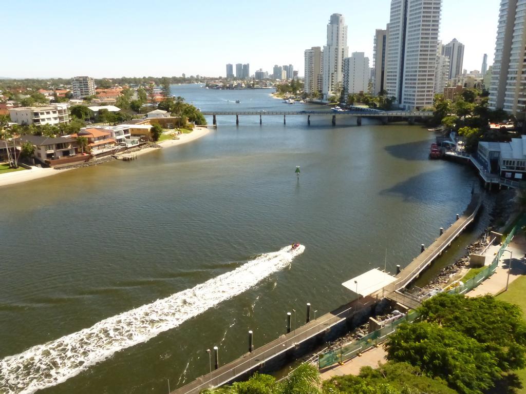 Moorings On Cavill Surfers Paradise Gold Coast Dış mekan fotoğraf