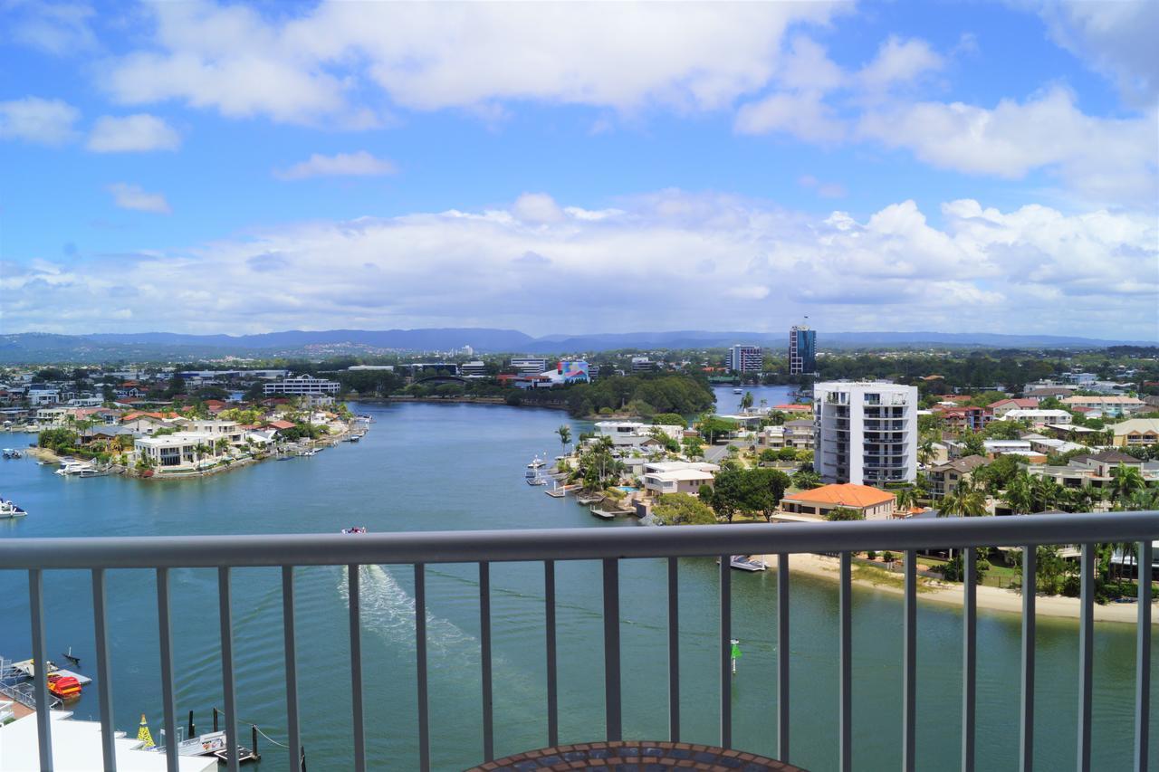 Moorings On Cavill Surfers Paradise Gold Coast Dış mekan fotoğraf